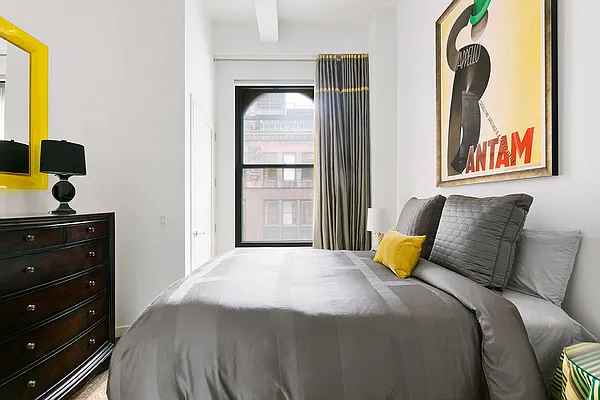 Rented by Compass | media 9