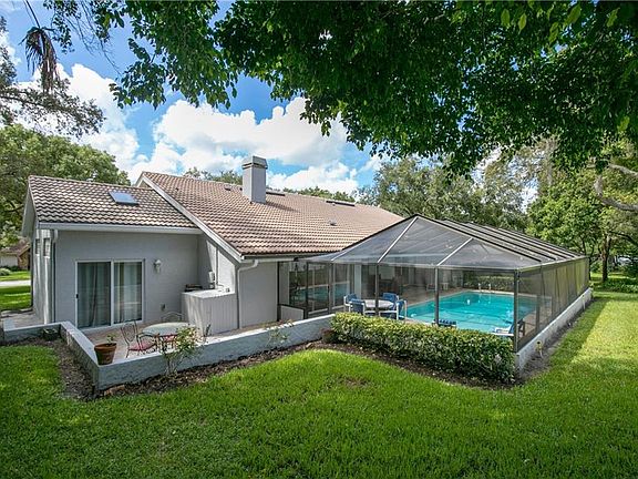 2nd image of 3076 Enisglen Dr