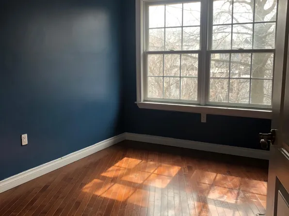 (undisclosed Address), Maspeth, NY 11378