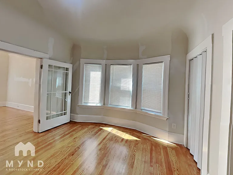 231 Athol Ave — Photo 8