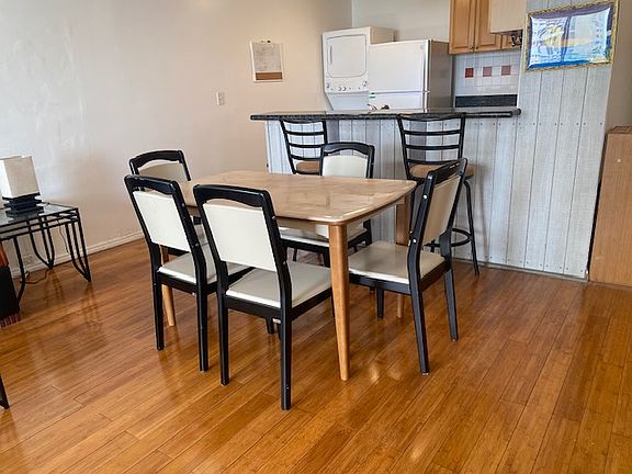 5th image of 222 Liliuokalani Ave Floor 10