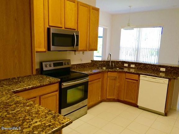 2nd image of 4028 Estancia Way