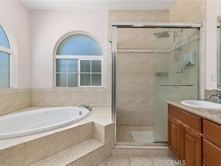 2727 Walnut Grove Ave — Photo 19