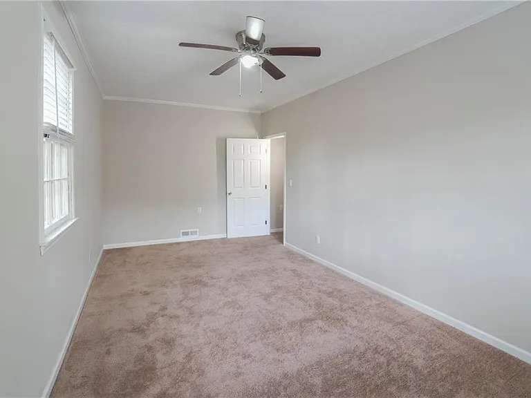 1802 Driftwood Pl — Photo 10