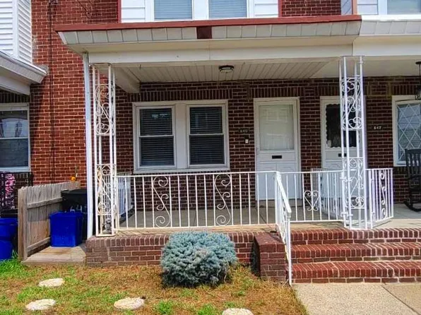 645 Fanshawe St, Philadelphia, PA 19111