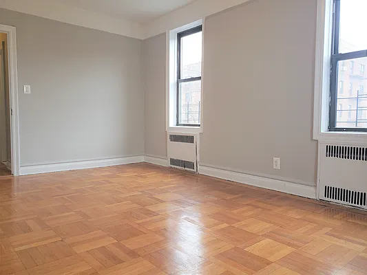 Rented by Zuz Realty | media 29