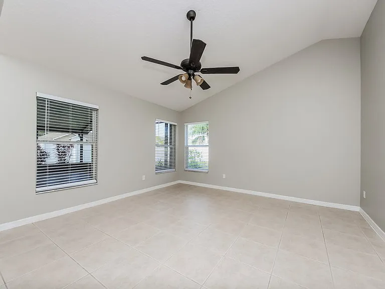 4660 Huron Bay Cir — Photo 3