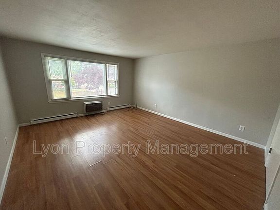 4th image of 45 Marlborough St APT 2A