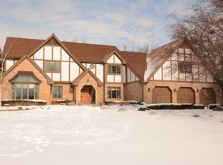 6 Horseshoe Ln, Lemont, IL 60439