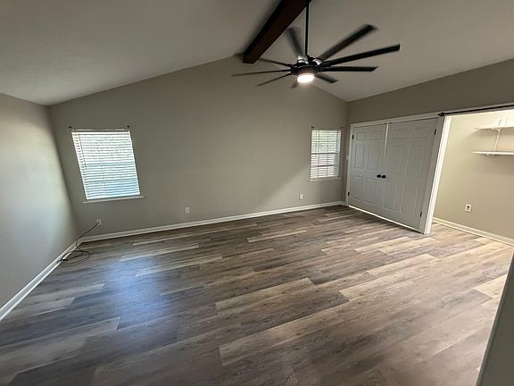 5th image of 657 Thomas Ave