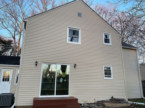 3rd image of 13 Patton Dr