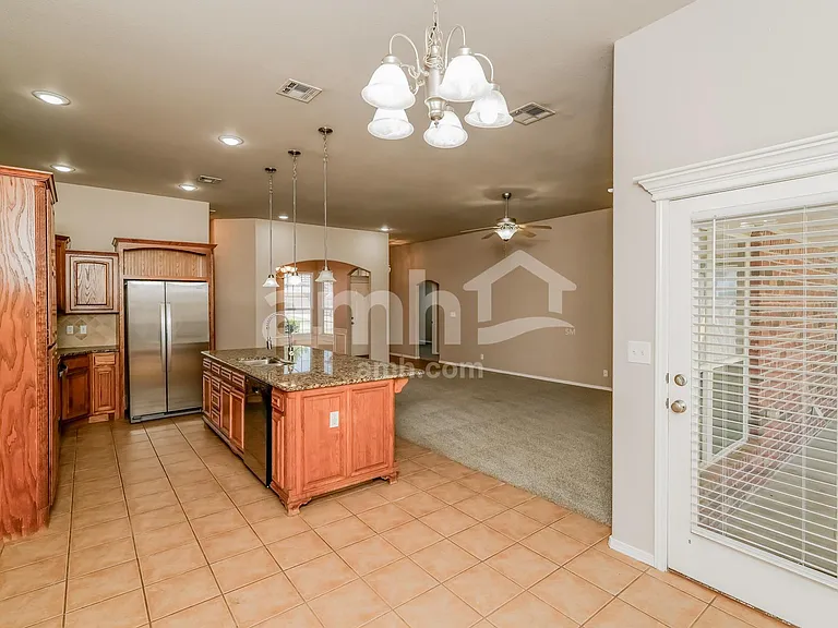 8101 S Elder Ave — Photo 5