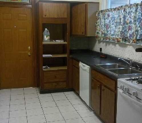 3rd image of 4948 W Carmen Ave