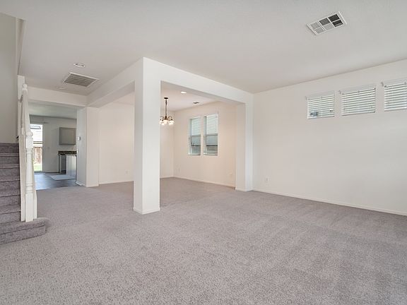 5th image of 2543 Yellow Birch Ln