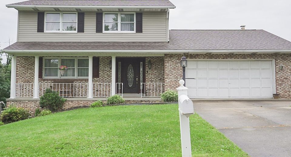 1st image of 204 David Dr