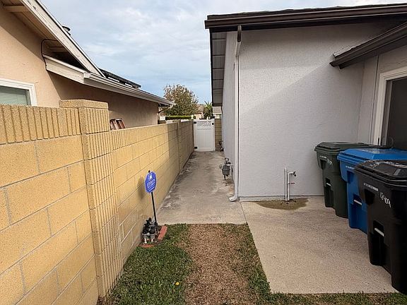 5th image of 18409 Winslow Pl