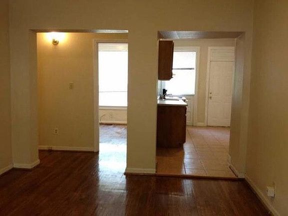 3rd image of 6042 Kingsbury Ave #1W-2W