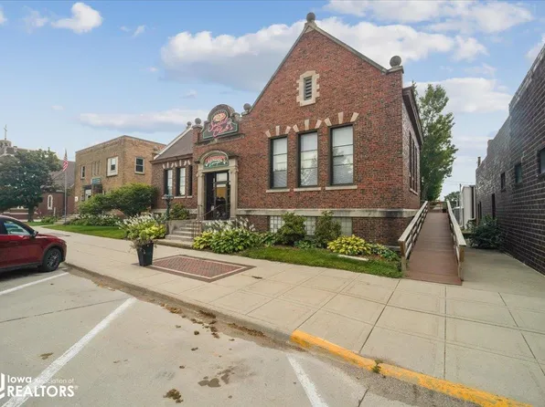 1209 14th Ave, Eldora, IA 50627