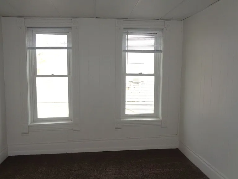 746 Rose St — Photo 4