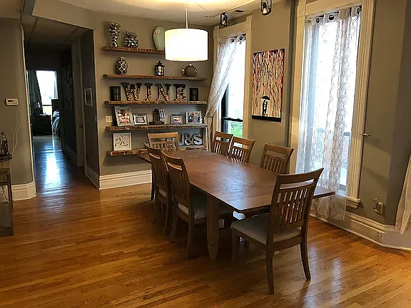 1127 W Madison St — Photo 3