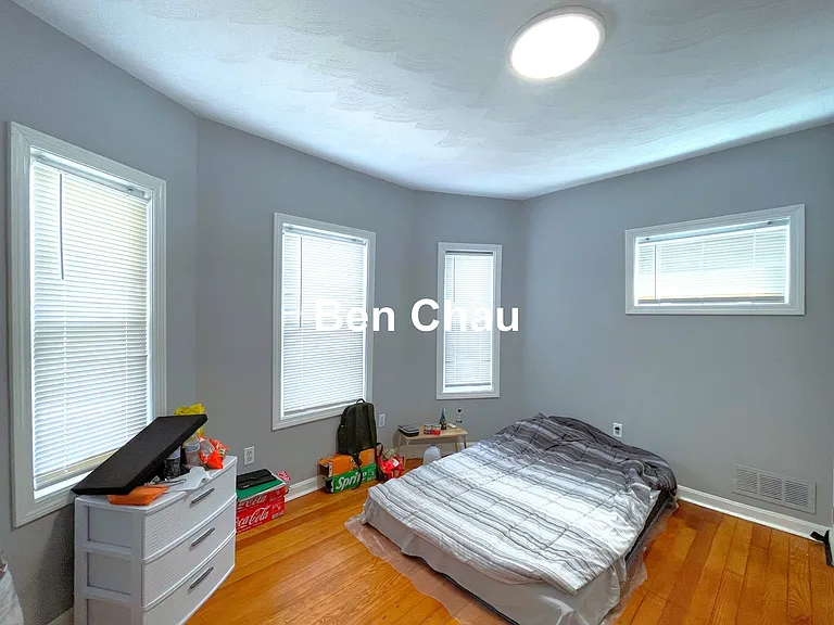 48 Derby St #1B — Photo 6
