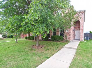 5439 Avery Ln, Grand Prairie, TX 75052