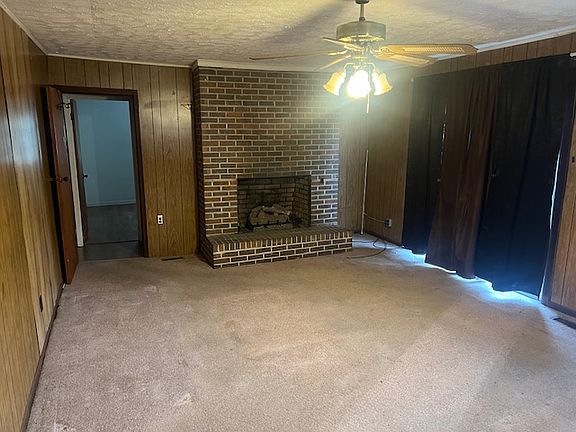 4th image of 407 Marshall St
