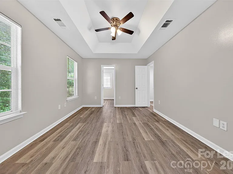 2332 Eargle Rd — Photo 9