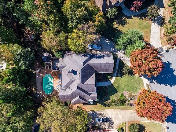 3rd image of 1452 Stratford Hall Ct
