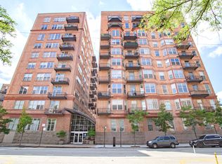 500 S Clinton St APT 743, Chicago, IL