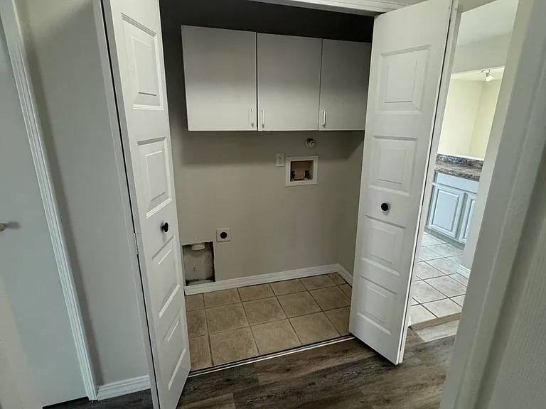 4765 Limestone Dr NE — Photo 14