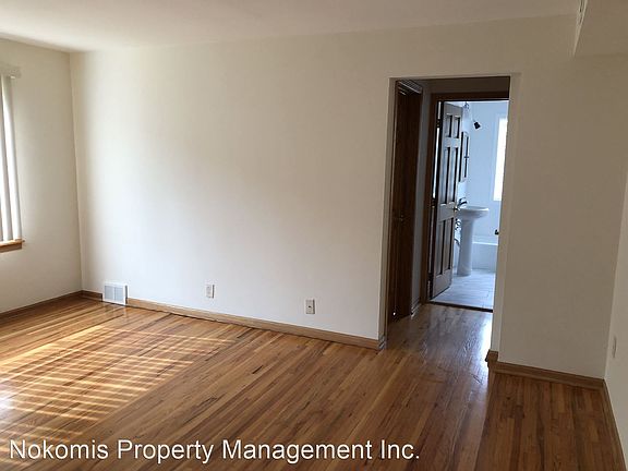 4th image of 5918 W 35th St #6290070