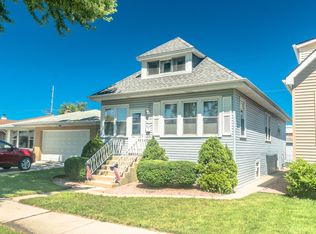 10429 S Lacrosse Ave, Oak Lawn, IL 60453