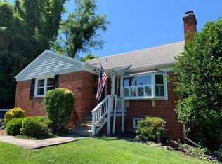 6800 Lumsden St, Mc Lean, VA 22101