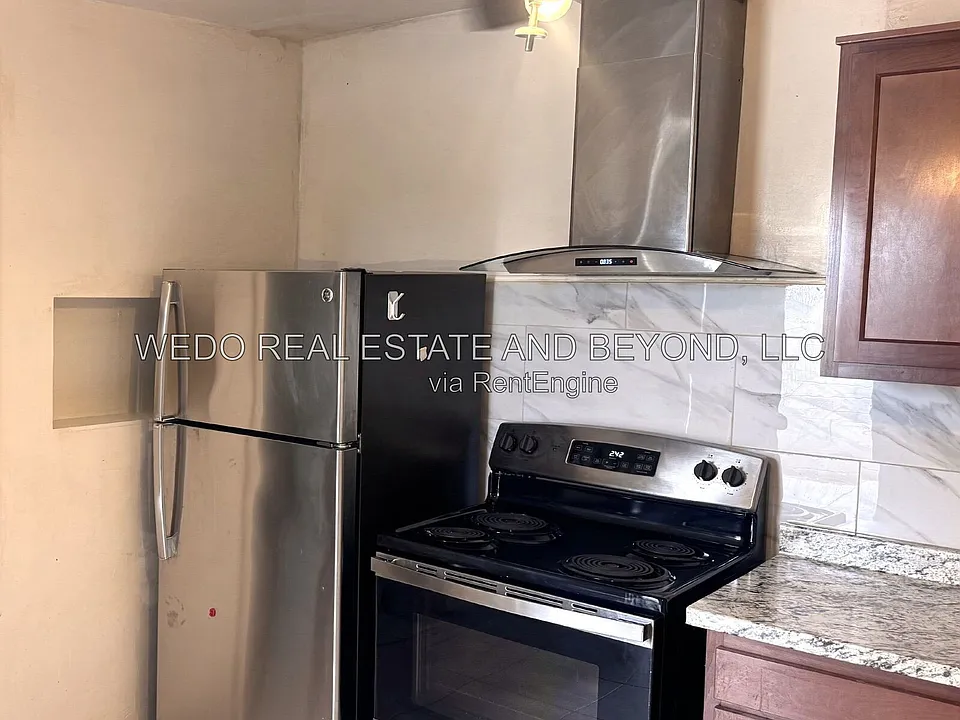 2102 W Mariposa St #10