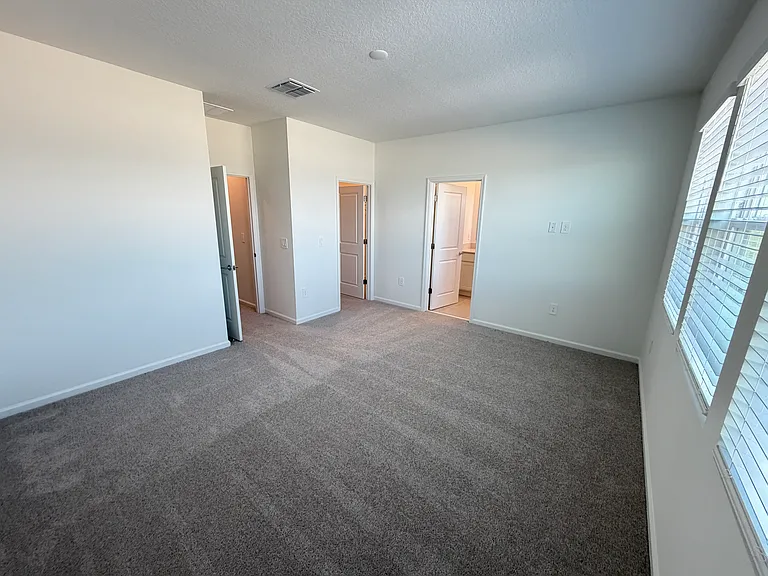 4700 Millenia Blvd — Photo 23