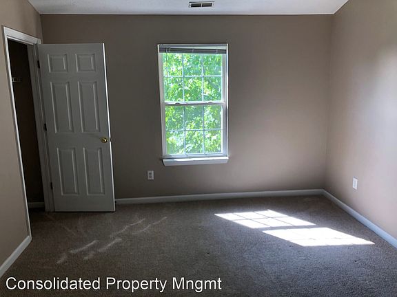 4th image of 60 Bridgewater Ct #8807356