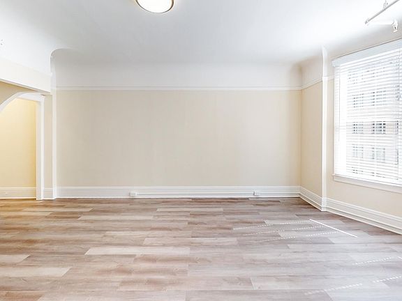 3rd image of 520 Geary St #404
