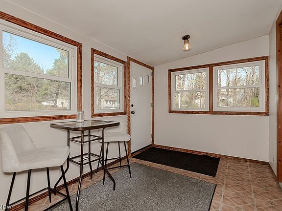 4th image of 6554 Tarbell Ave