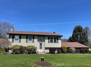 543 Blue Ridge Rd, Saylorsburg, PA 18353