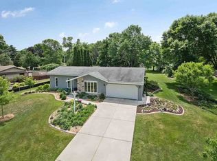2745 Klee St, Green Bay, WI 54313