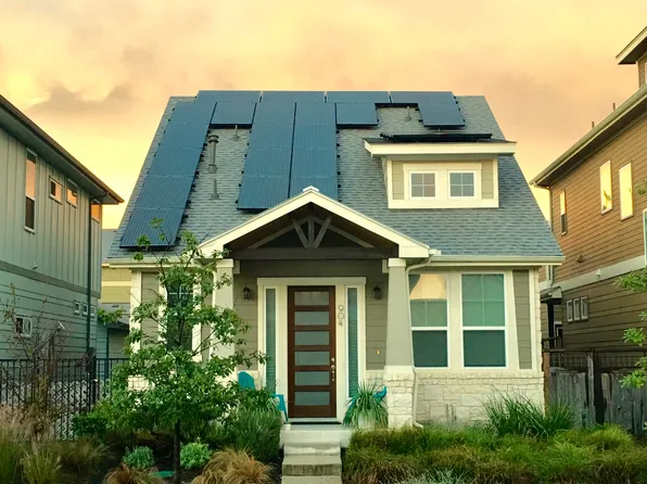 904 Banyon St, Austin, TX 78757