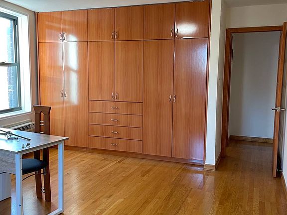 5th image of 2277 Homecrest Ave APT 5