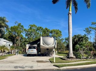 1348 Diamond Lake CIR, NAPLES, FL 34114