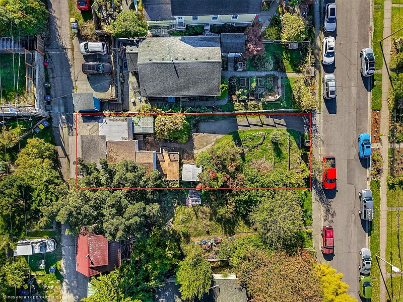 2nd image of 1456 Franklin Street