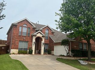 8203 Holly Hock Dr, Arlington, TX 76001