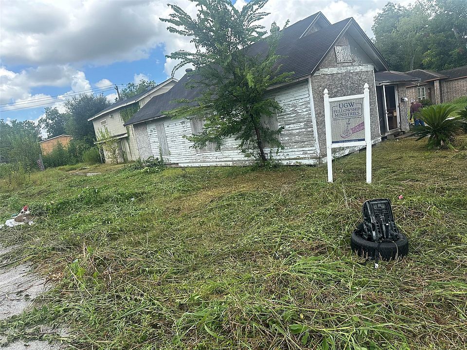 1st image of 7717 Independence St