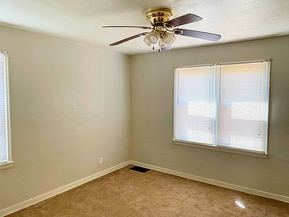5th image of 23 Burr Ave