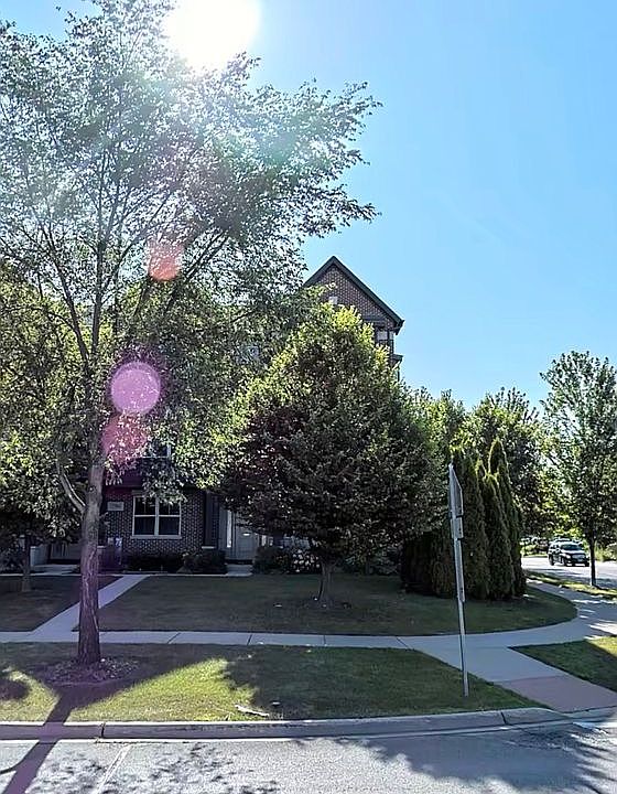 1st image of 760 N Aspen Dr