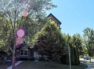 760 N Aspen Dr, Vernon Hills, IL 60061